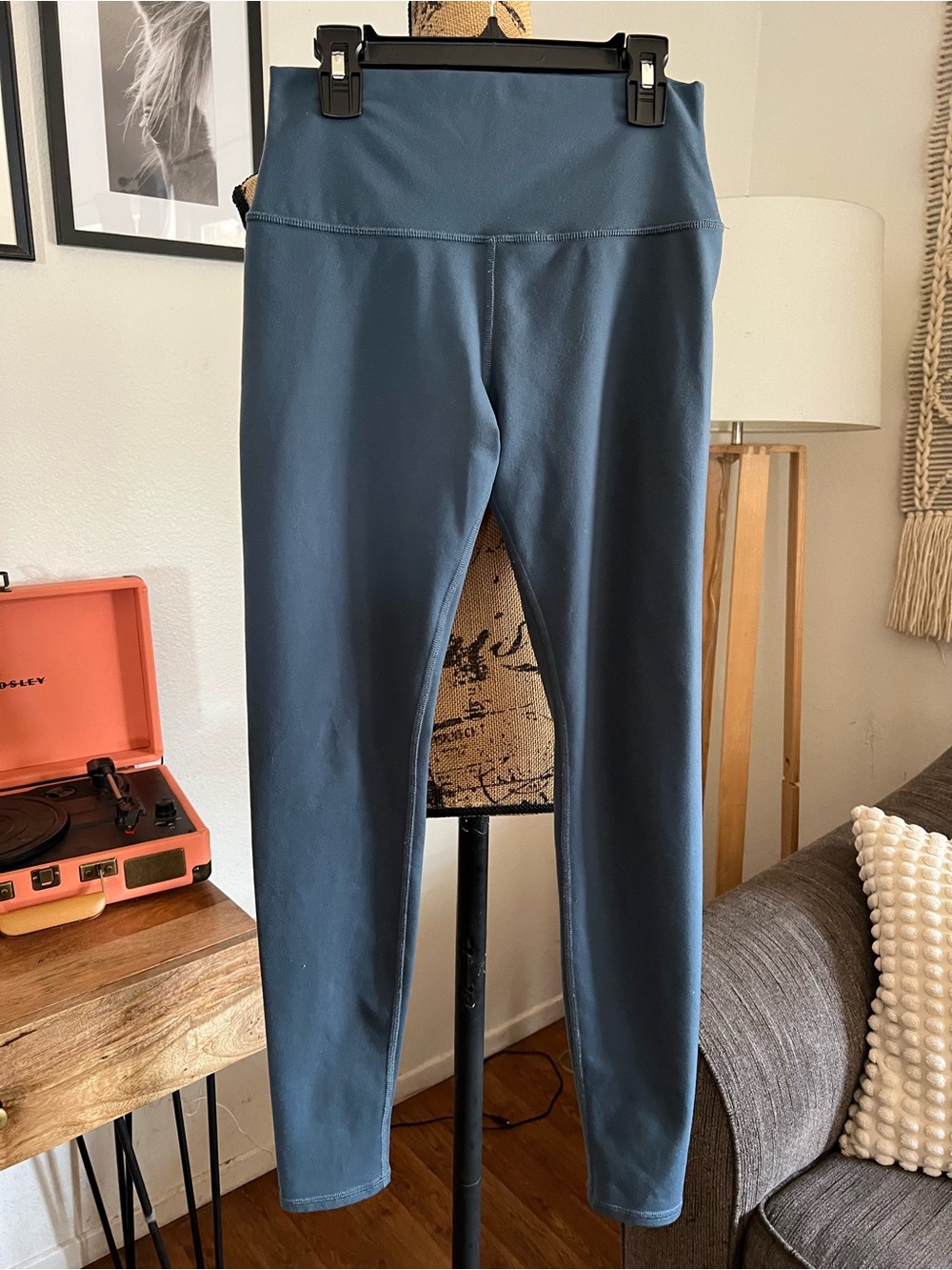 Alo Yoga Blie Grey Leggings size  Small